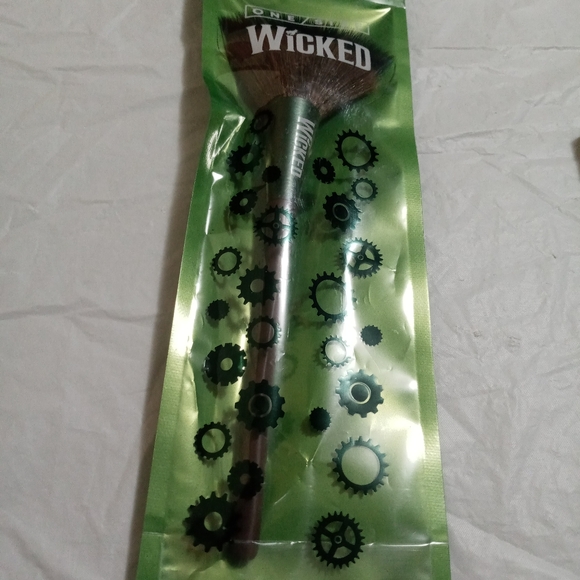 Wicked Makeup Brush O/S New - Picture 3 of 4